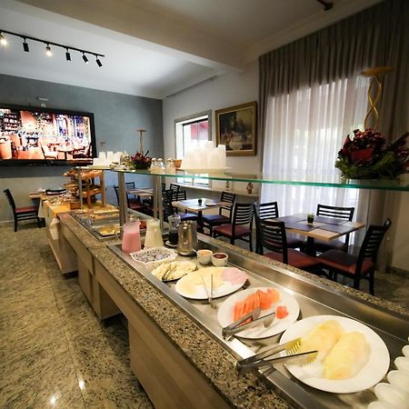 Hotel Euro Suite Pocos De Caldas By Nacional Inn Екстериор снимка