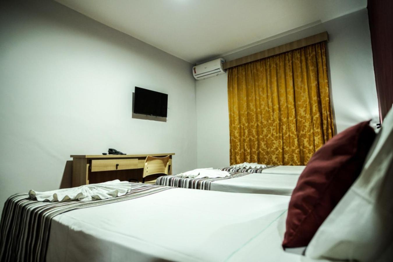 Hotel Euro Suite Pocos De Caldas By Nacional Inn Екстериор снимка