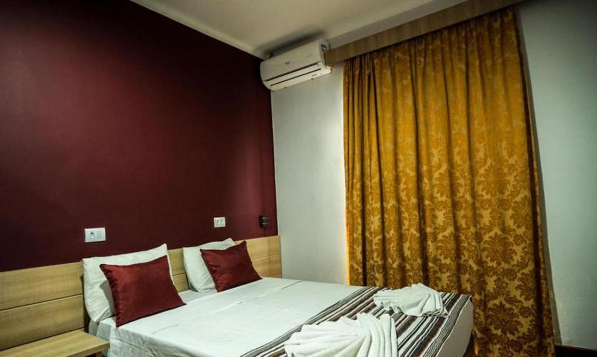 Hotel Euro Suite Pocos De Caldas By Nacional Inn Екстериор снимка
