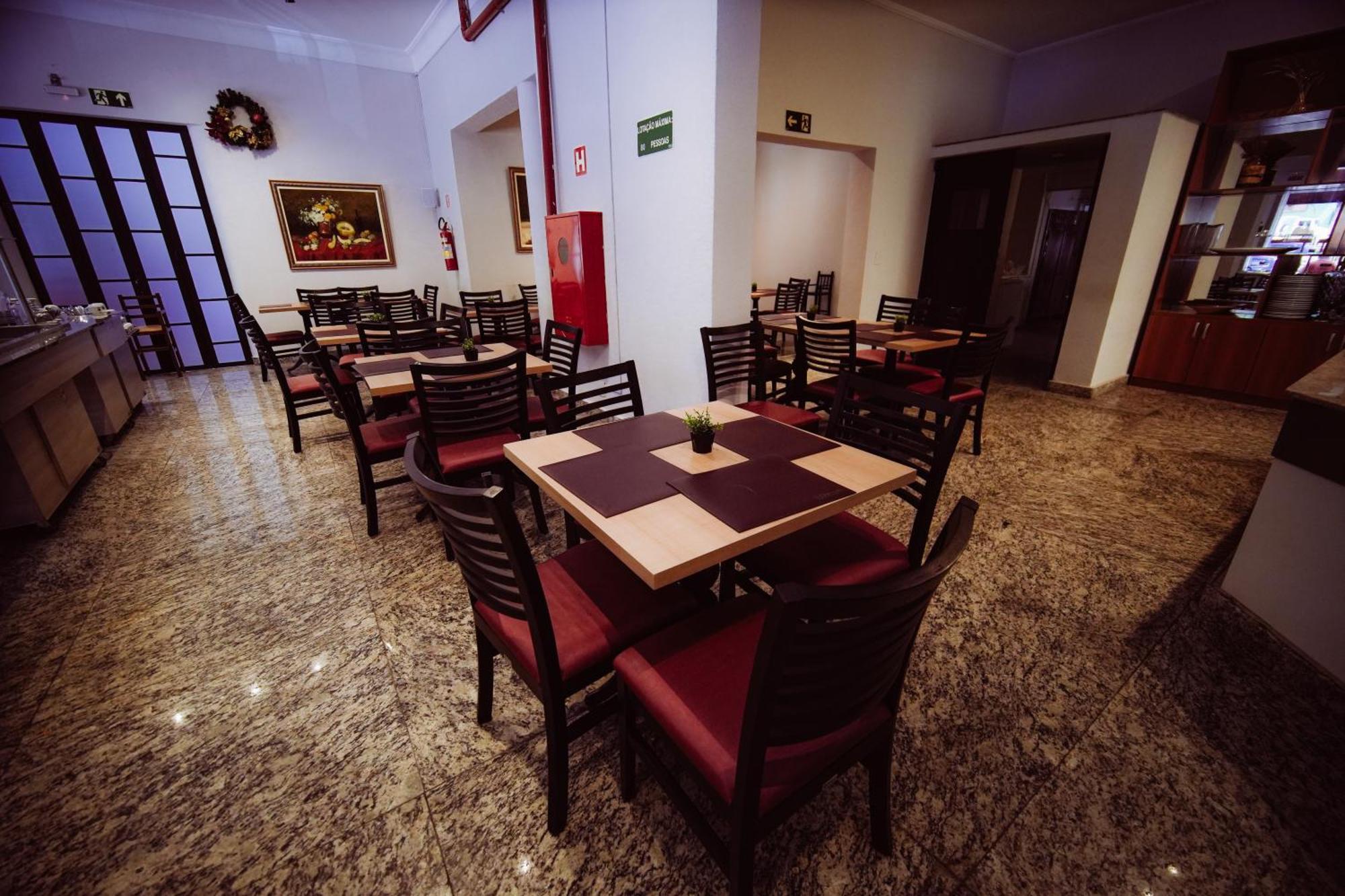 Hotel Euro Suite Pocos De Caldas By Nacional Inn Екстериор снимка