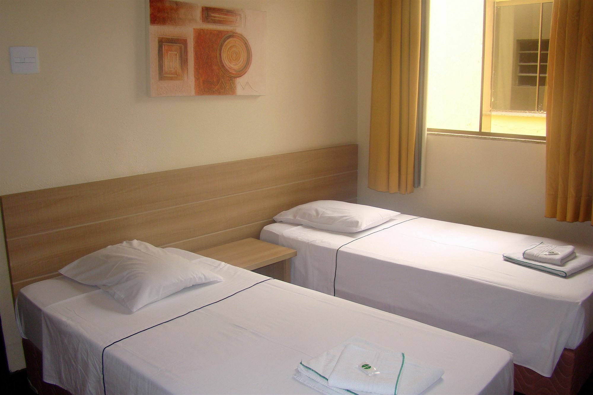 Hotel Euro Suite Pocos De Caldas By Nacional Inn Екстериор снимка